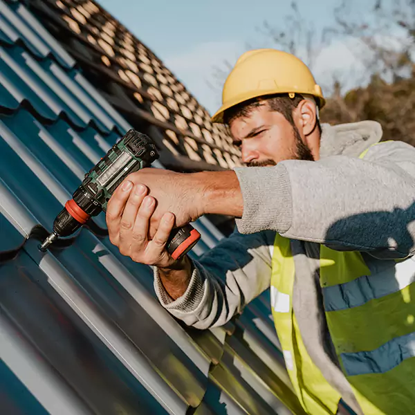 Why Eastchester Homeowners Choose Eastchester Roofing Pro for Steel Roof Repair Service?